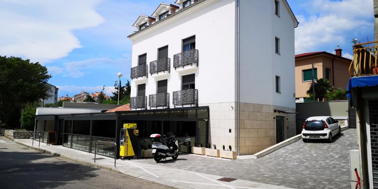 Azur Novi Vinodolski Exterior foto